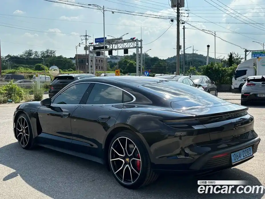 Porsche Taycan 2025 1.0 Автомат в Москве № 164895, фото 6