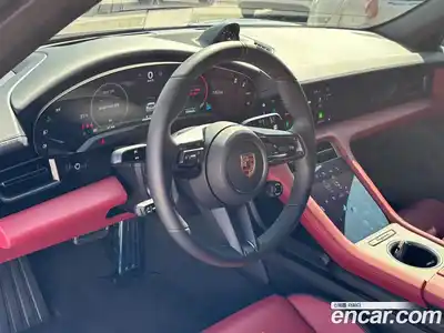 Porsche Taycan 2025 1.0 Автомат в Москве № 164895, миниатюра 9