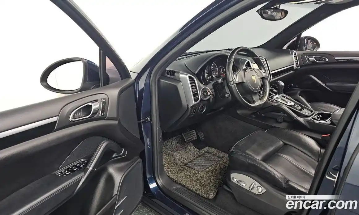 Porsche Cayenne 2014 3.0 Автомат в Москве № 165704, фото 11