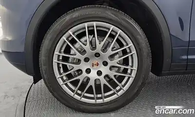 Porsche Cayenne 2014 3.0 Автомат в Москве № 165704, миниатюра 5
