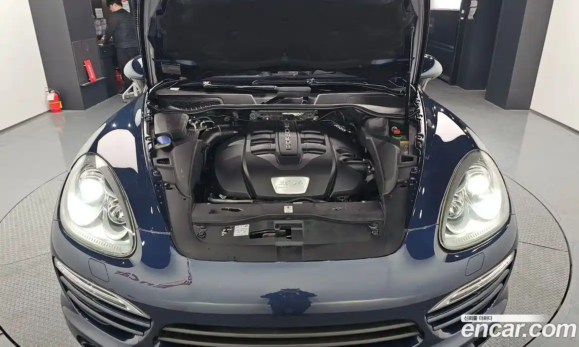 Porsche Cayenne 2014 3.0 Автомат в Москве № 165704, фото 6