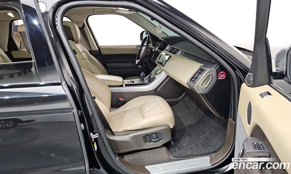 Land Rover Range-Rover Sport 2018 3.0 Автомат в Москве № 166491, фото 6