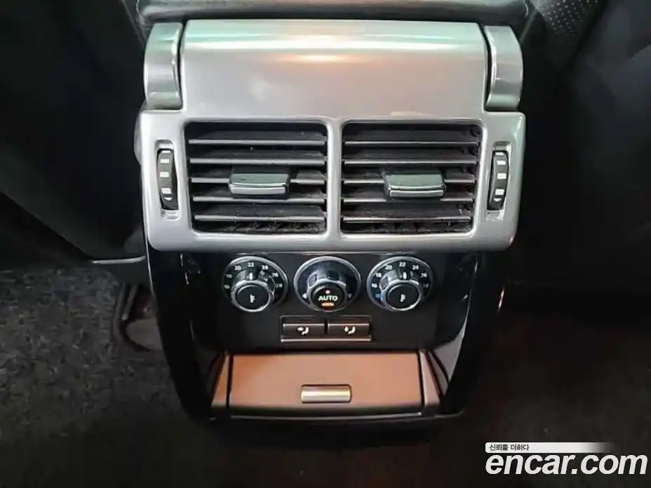 Land Rover Range-Rover 2010 5.0 Автомат в Москве № 166546, фото 13