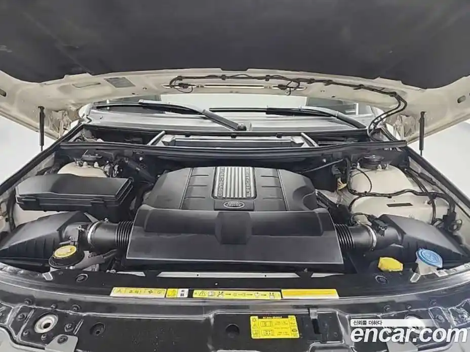 Land Rover Range-Rover 2010 5.0 Автомат в Москве № 166546, фото 5