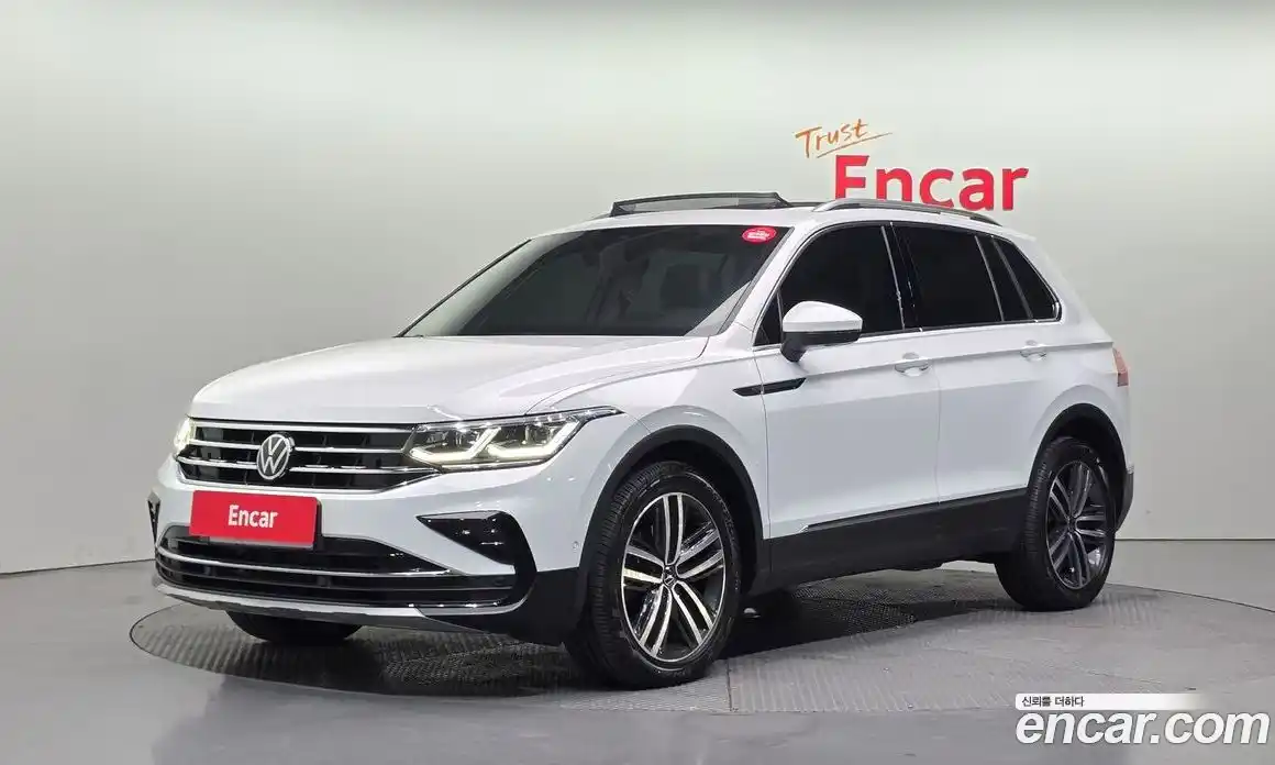 Volkswagen Tiguan 2022 2.0 Автомат в Москве № 168702, фото 1