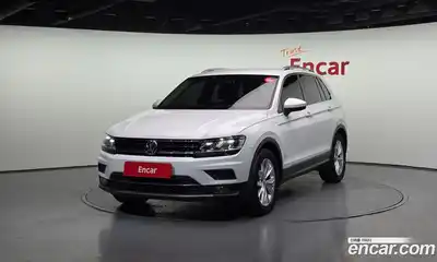 Volkswagen Tiguan 2020 2.0 Автомат в Москве № 168880, миниатюра 5