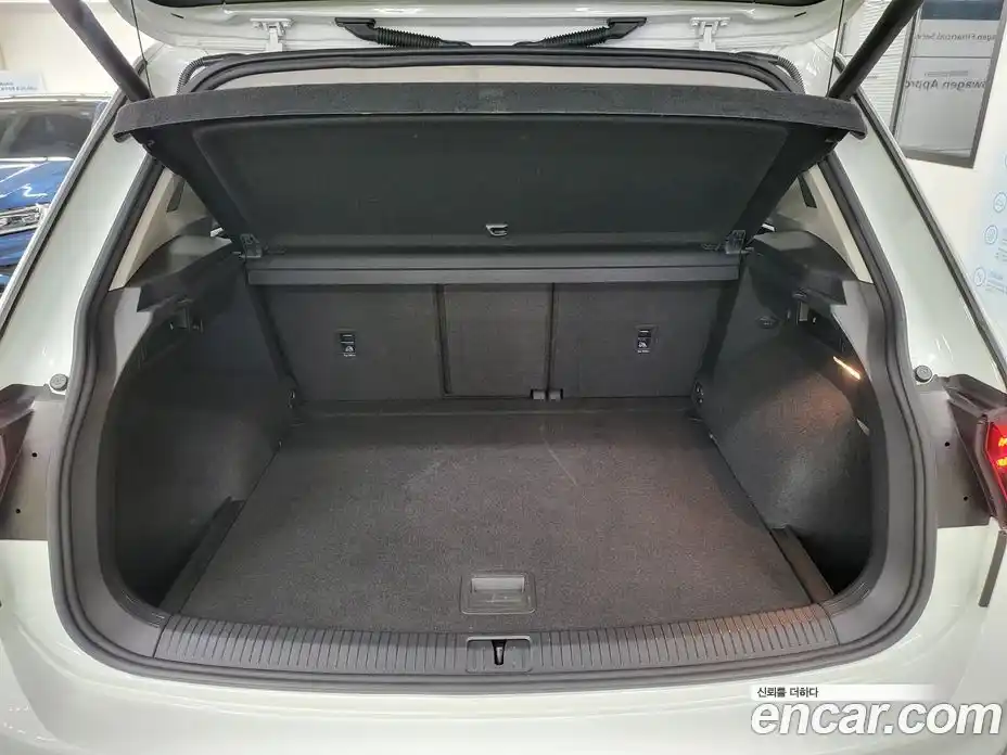 Volkswagen Tiguan 2020 2.0 Автомат в Москве № 169276, фото 14