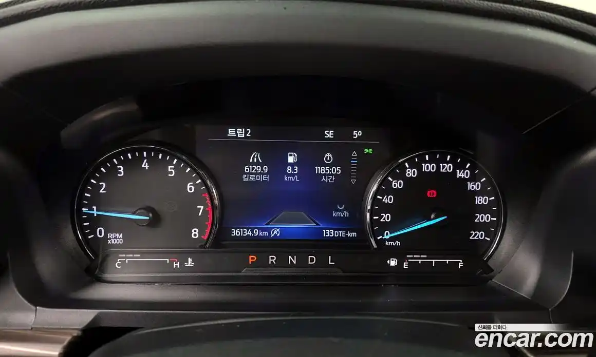 Ford Explorer 2021 2.3 Автомат в Москве № 170822, фото 13