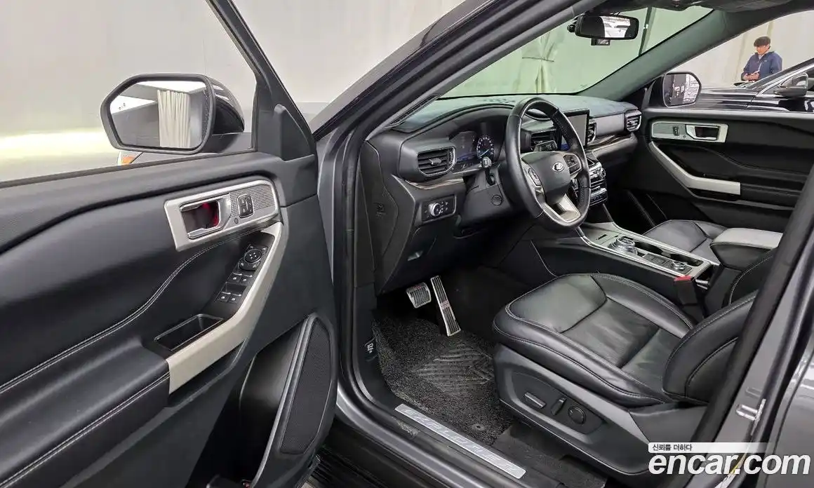 Ford Explorer 2021 2.3 Автомат в Москве № 170822, фото 17