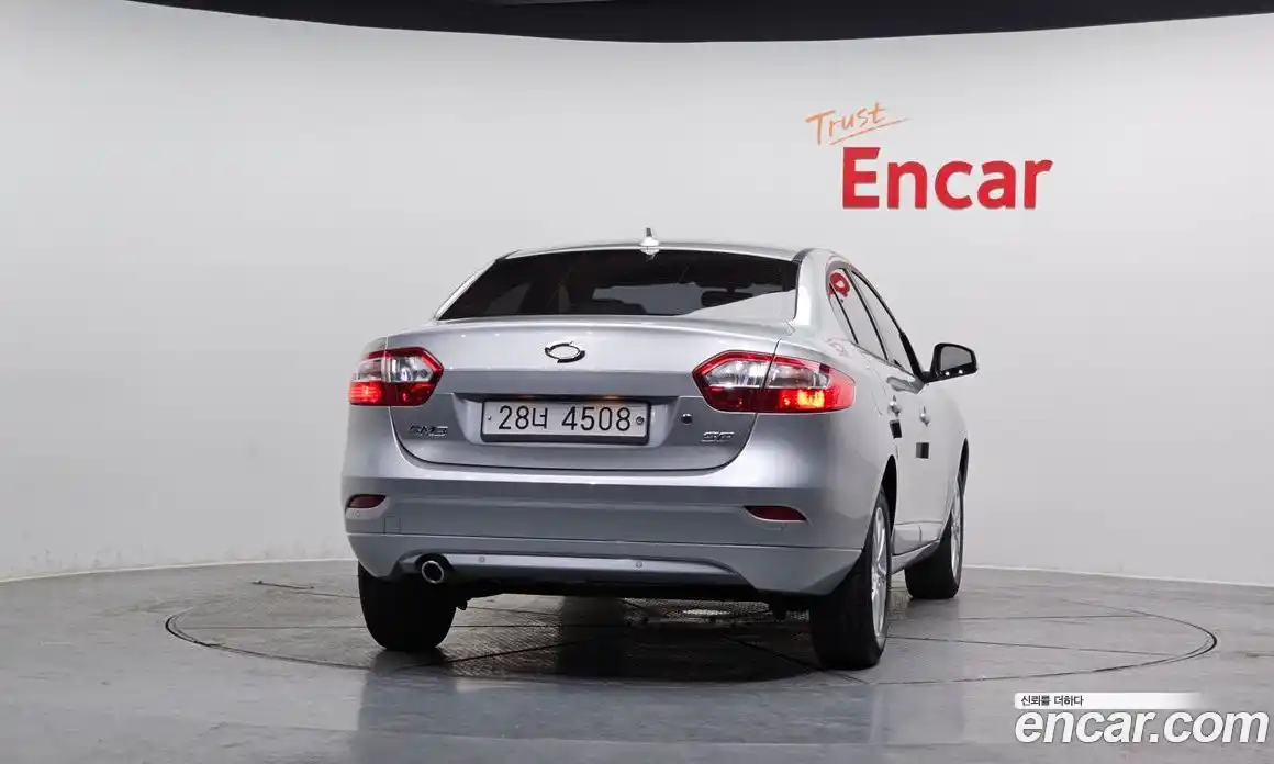 Renault SM3 2015 1.6 Автомат в Москве № 178181, фото 12