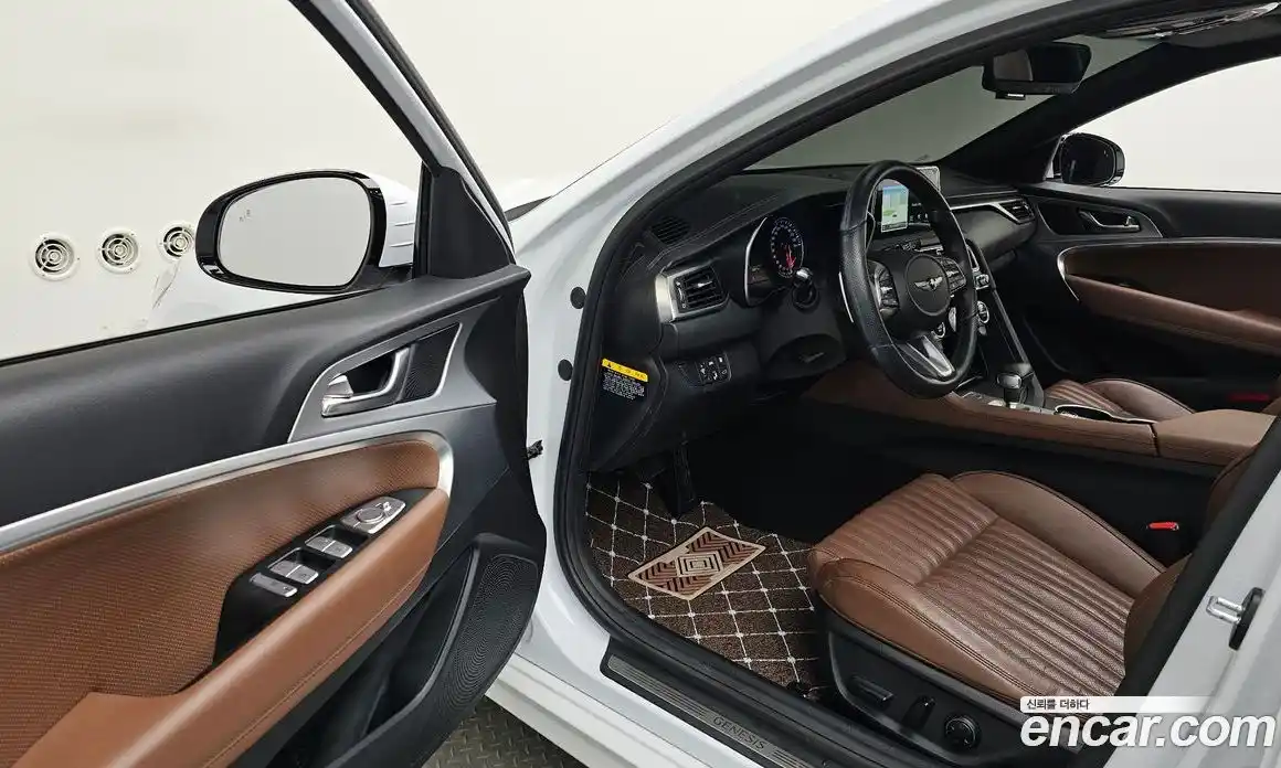 Genesis G70 2018 2.0 Автомат в Москве № 178460, фото 1