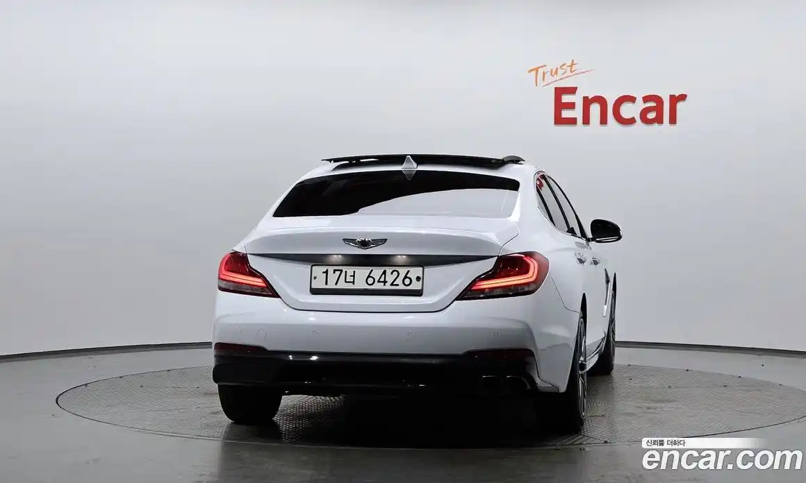 Genesis G70 2018 2.0 Автомат в Москве № 178460, фото 19