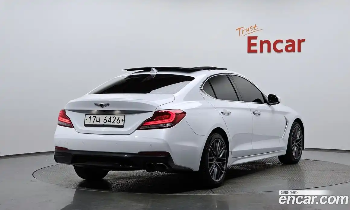 Genesis G70 2018 2.0 Автомат в Москве № 178460, фото 3