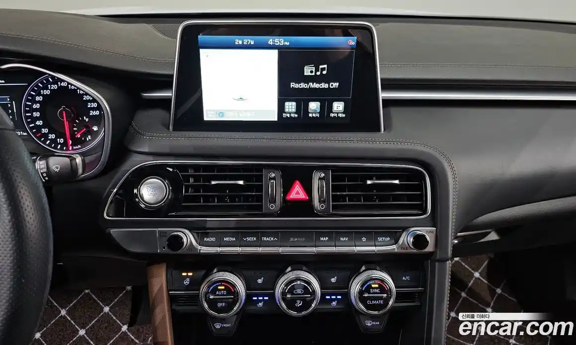 Genesis G70 2018 2.0 Автомат в Москве № 178460, фото 9