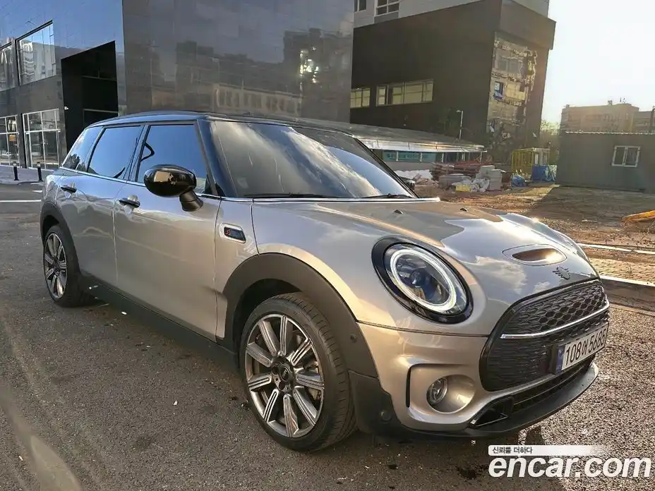Mini Clubman 2023 2.0 Автомат в Москве № 182371, фото 3