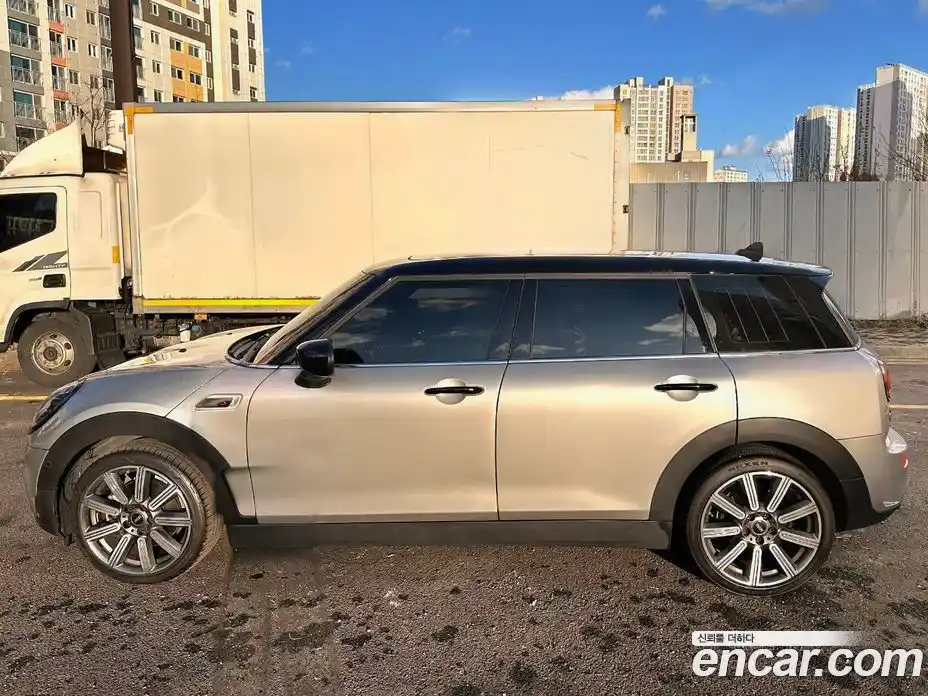 Mini Clubman 2023 2.0 Автомат в Москве № 182371, фото 4