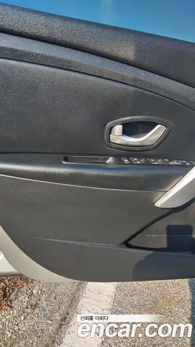 Renault SM3 2015 Автомат в Москве № 186341, миниатюра 9