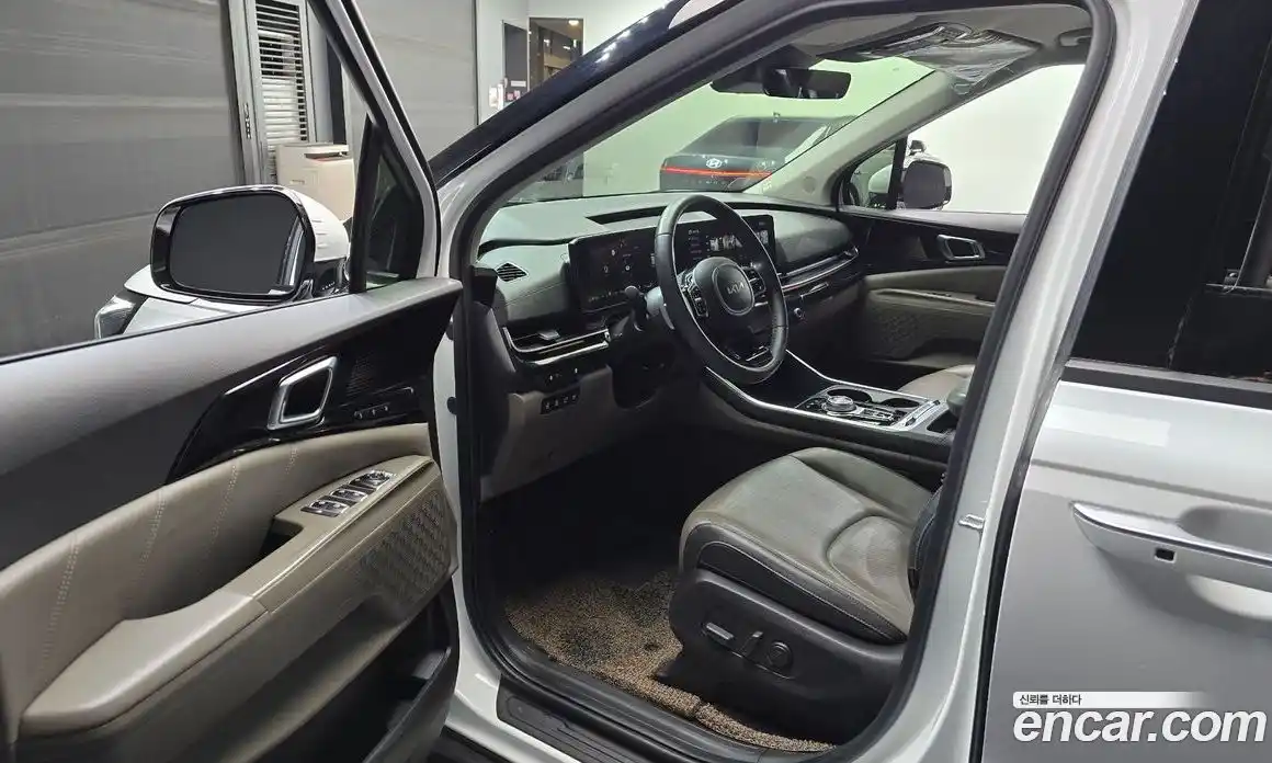 Kia Canival 2025 1.6 Автомат в Москве № 18661, фото 8