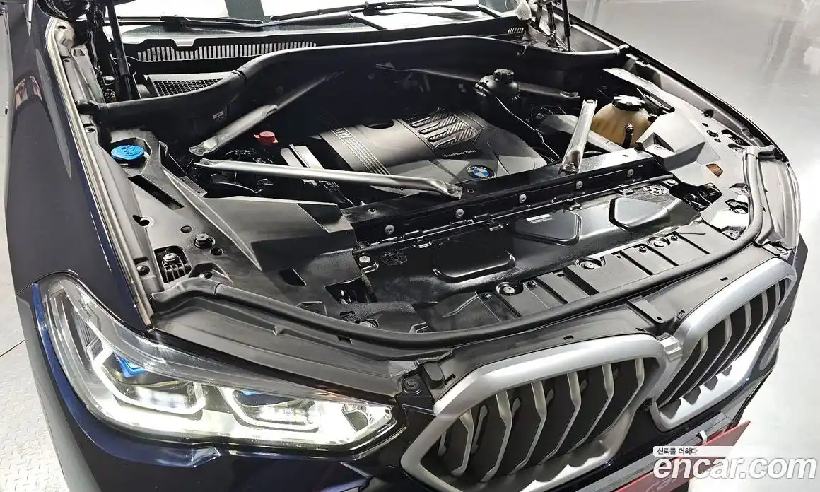 BMW X6 2023 3.0 Автомат в Москве № 191261, фото 4