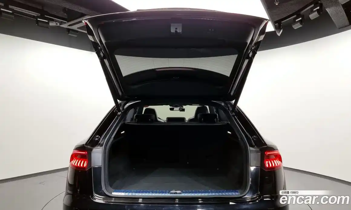 Audi Q8 2021 3.0 Автомат в Москве № 196286, фото 13