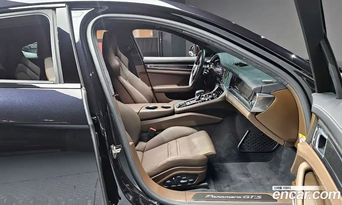 Porsche Panamera 2023 4.0 Автомат в Москве № 197174, фото 5