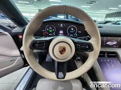 Porsche Taycan 2025 0.1 Автомат в Москве № 197908, миниатюра 3