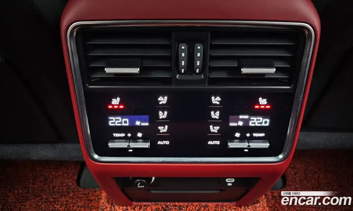 Porsche Cayenne 2021 3.0 Автомат в Москве № 197962, фото 16