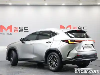 Lexus NX 2022 2.5 Автомат в Москве № 198769, миниатюра 5