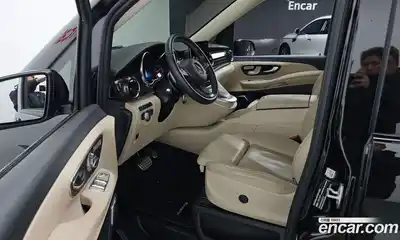 Mercedes-Benz V-Class 2024 1.9 Автомат в Москве № 204422, миниатюра 11