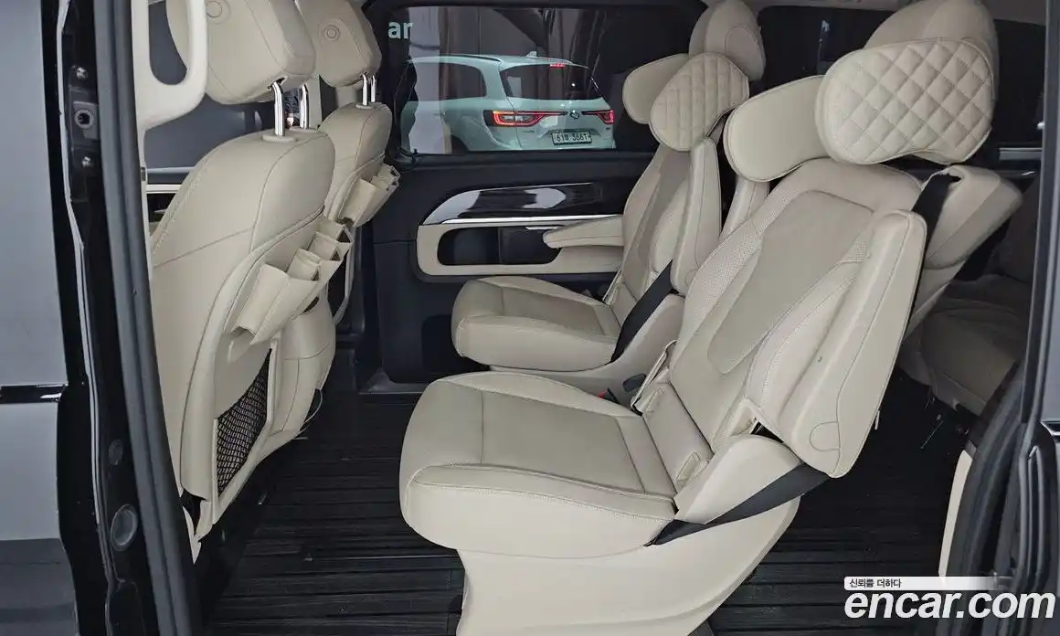 Mercedes-Benz V-Class 2024 1.9 Автомат в Москве № 204422, фото 12