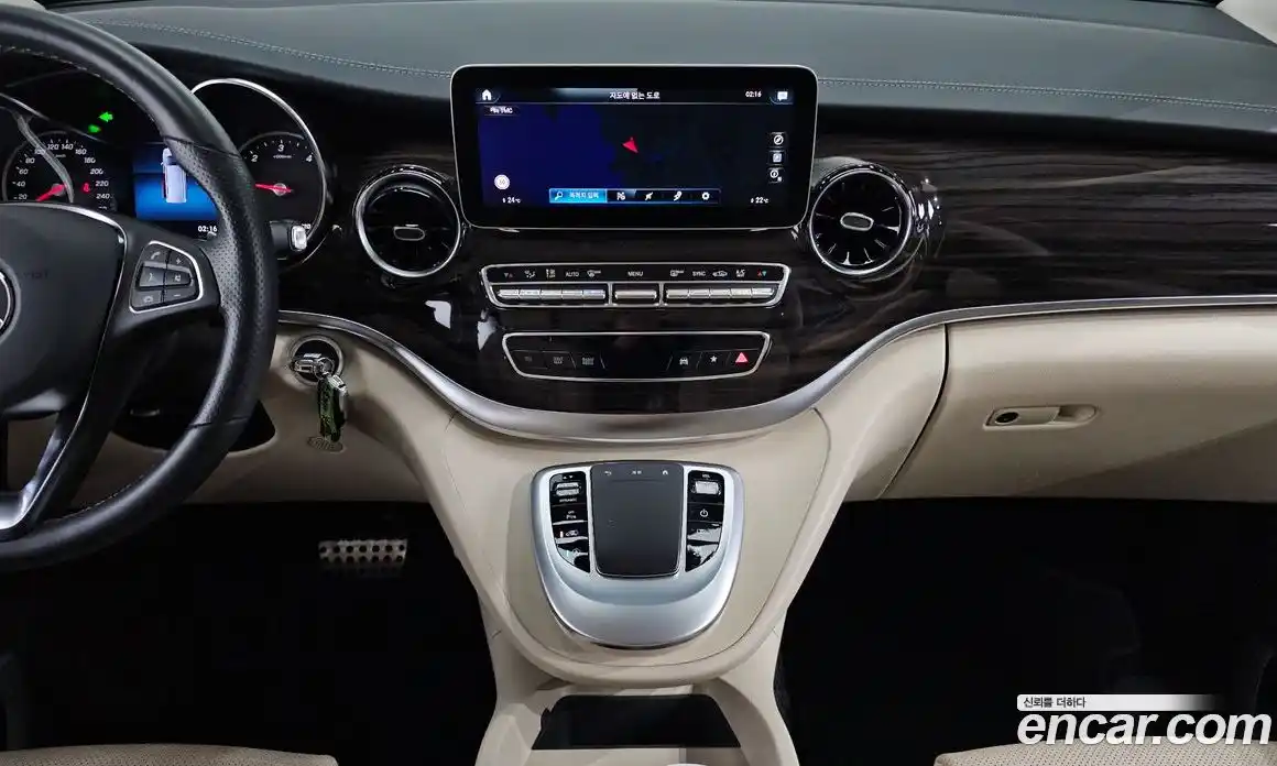 Mercedes-Benz V-Class 2024 1.9 Автомат в Москве № 204422, фото 14