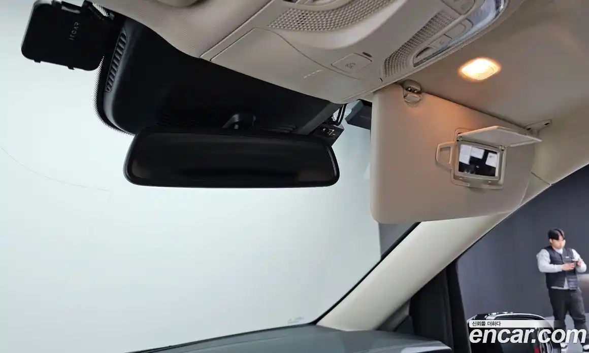 Mercedes-Benz V-Class 2024 1.9 Автомат в Москве № 204422, фото 16