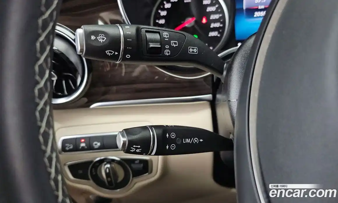 Mercedes-Benz V-Class 2024 1.9 Автомат в Москве № 204422, фото 18