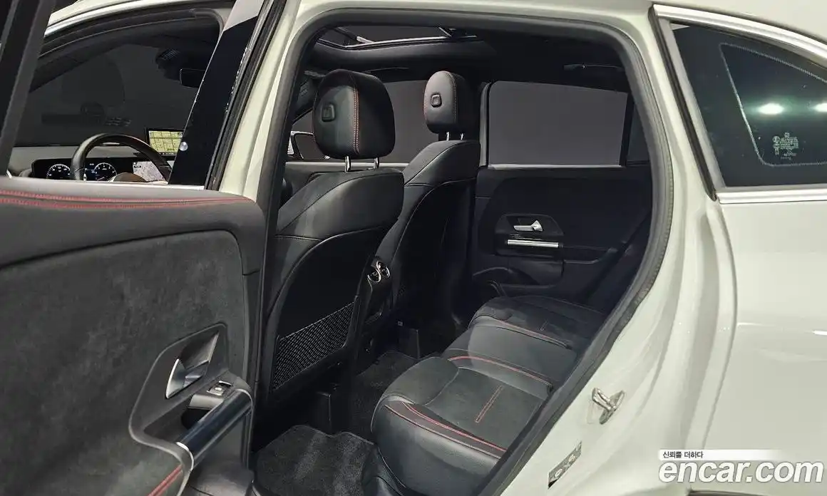 Mercedes-Benz GLA-Class 2022 2.0 Автомат в Москве № 204460, фото 12