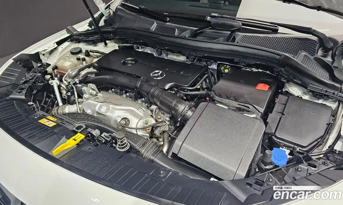 Mercedes-Benz GLA-Class 2022 2.0 Автомат в Москве № 204460, фото 13