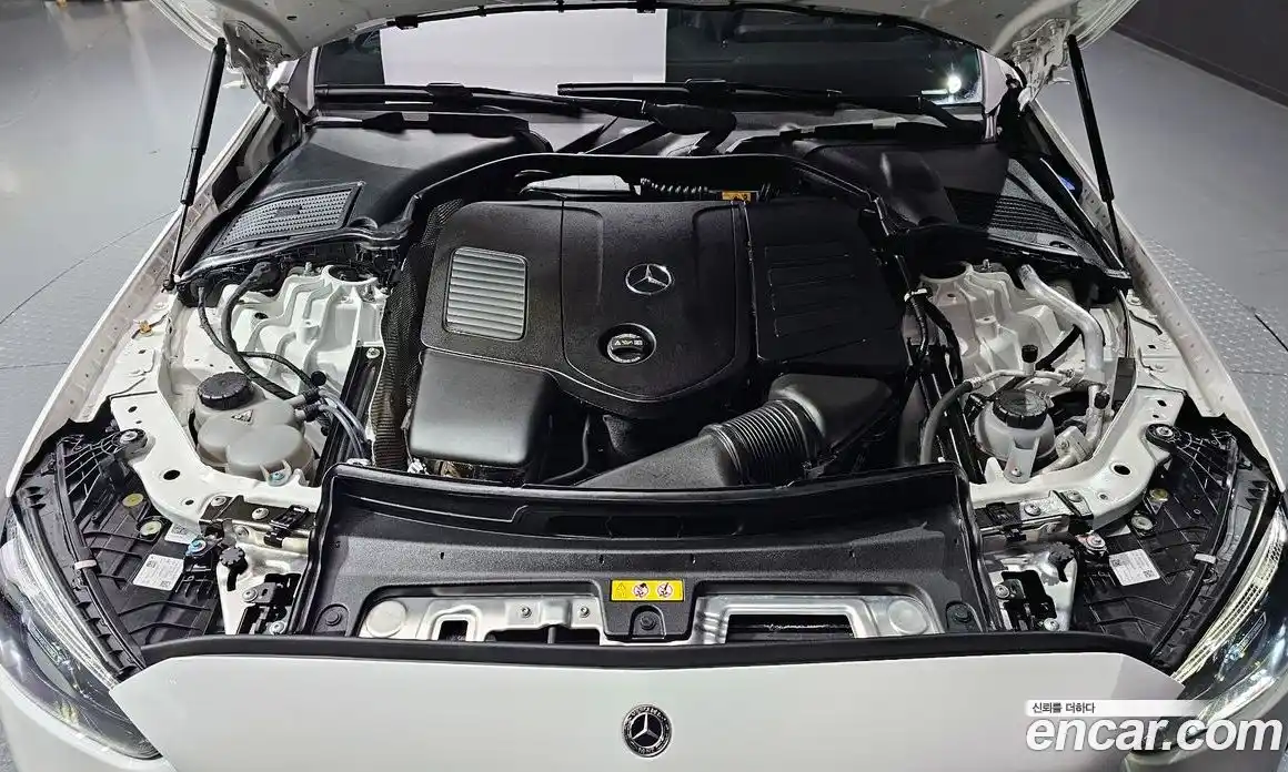 Mercedes-Benz C-Class 2024 2.0 Автомат в Москве № 204652, фото 17