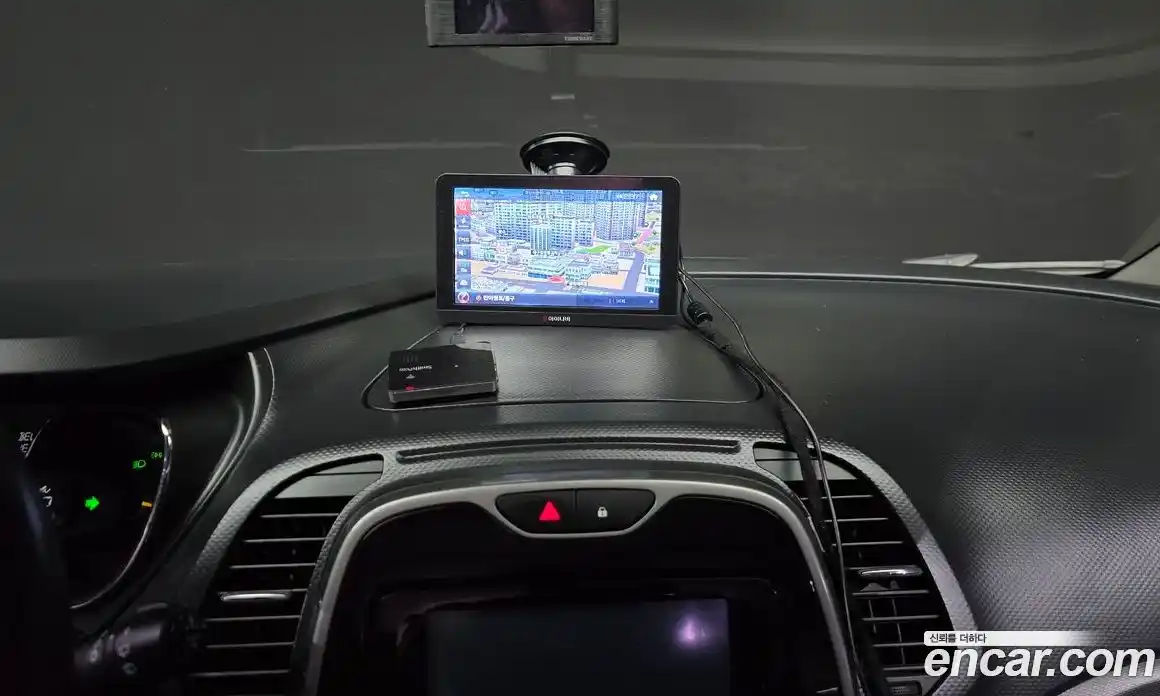 Renault QM3 2015 1.5 Автомат в Москве № 208915, фото 15