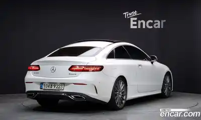 Mercedes-Benz E-Class 2021 3.0 Автомат в Москве № 212134, миниатюра 2