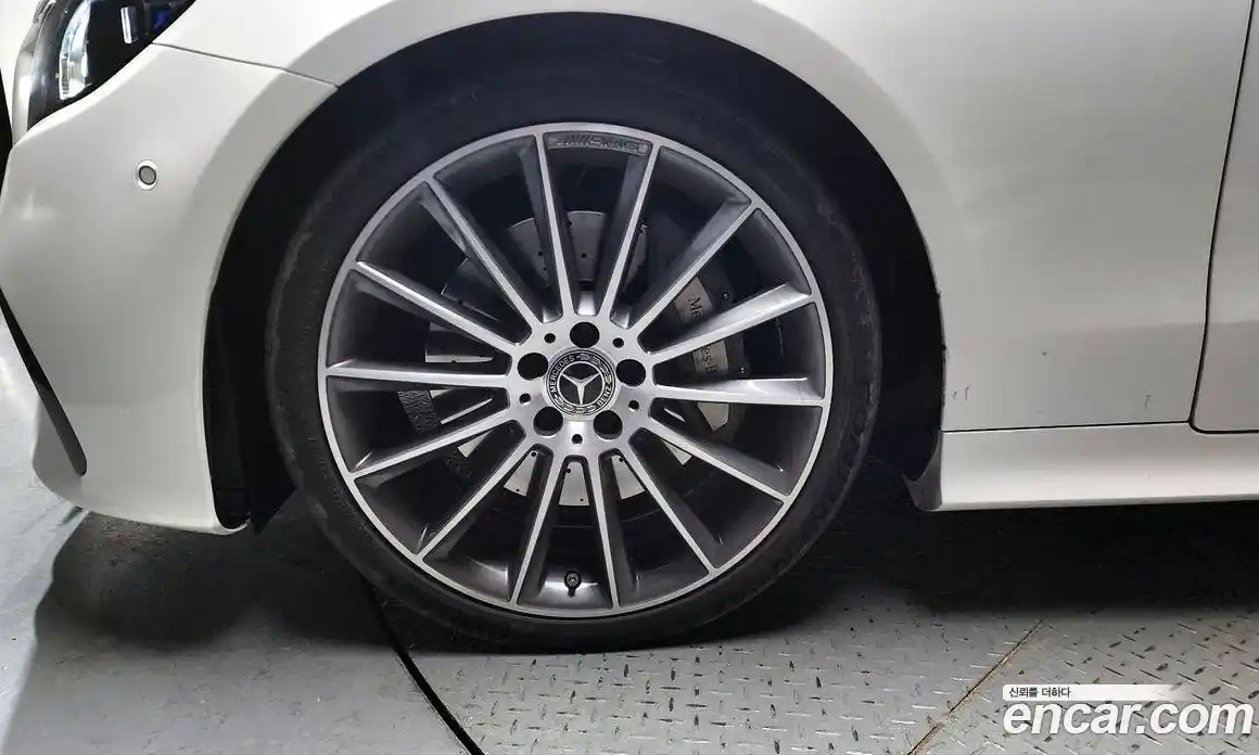 Mercedes-Benz E-Class 2021 3.0 Автомат в Москве № 212134, фото 5