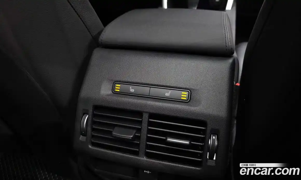 Land Rover Discovery Sport 2020 2.0 Автомат в Москве № 213422, фото 11