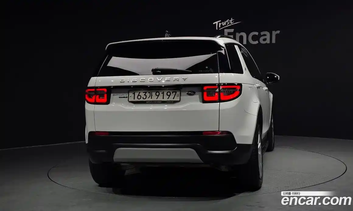 Land Rover Discovery Sport 2020 2.0 Автомат в Москве № 213422, фото 17