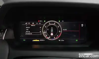 Land Rover Discovery Sport 2020 2.0 Автомат в Москве № 213422, миниатюра 8