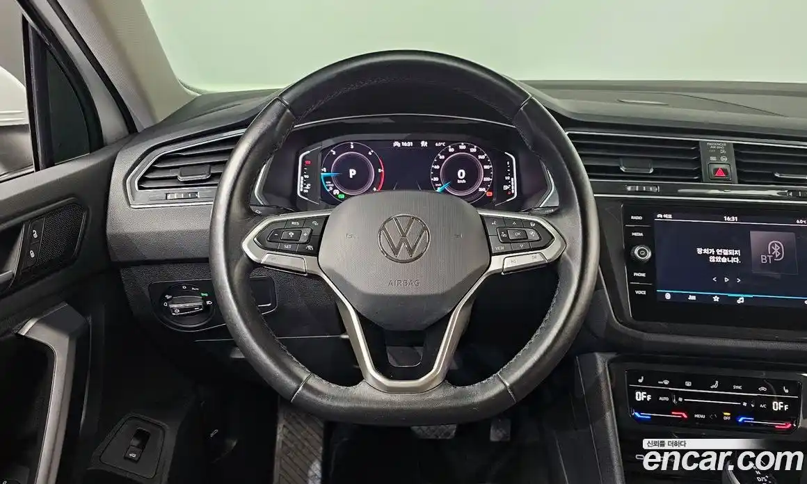 Volkswagen Tiguan 2021 2.0 Автомат в Москве № 215129, фото 15