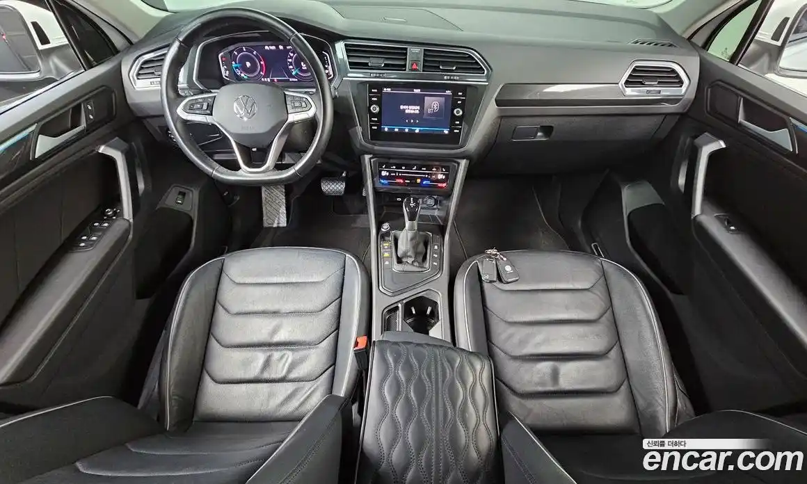 Volkswagen Tiguan 2021 2.0 Автомат в Москве № 215129, фото 7