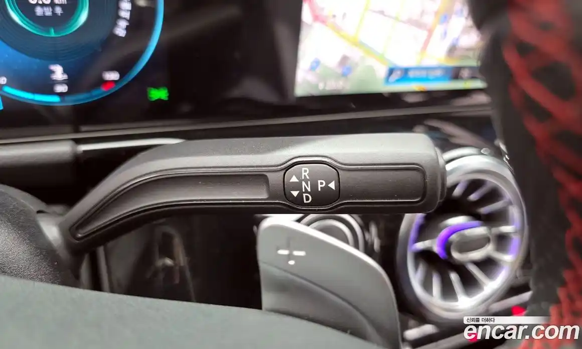 Mercedes-Benz GLA-Class 2023 2.0 Автомат в Москве № 219007, фото 4