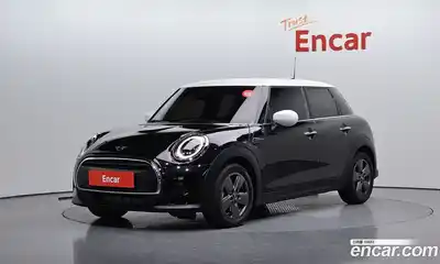 Mini Cooper, 2023
