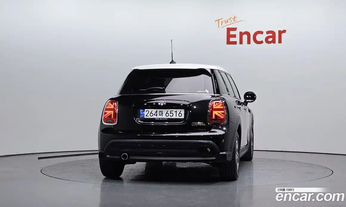 Mini Cooper 2023 1.5 Автомат в Москве № 222352, фото 4