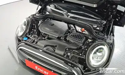 Mini Cooper 2023 1.5 Автомат в Москве № 222352, миниатюра 6