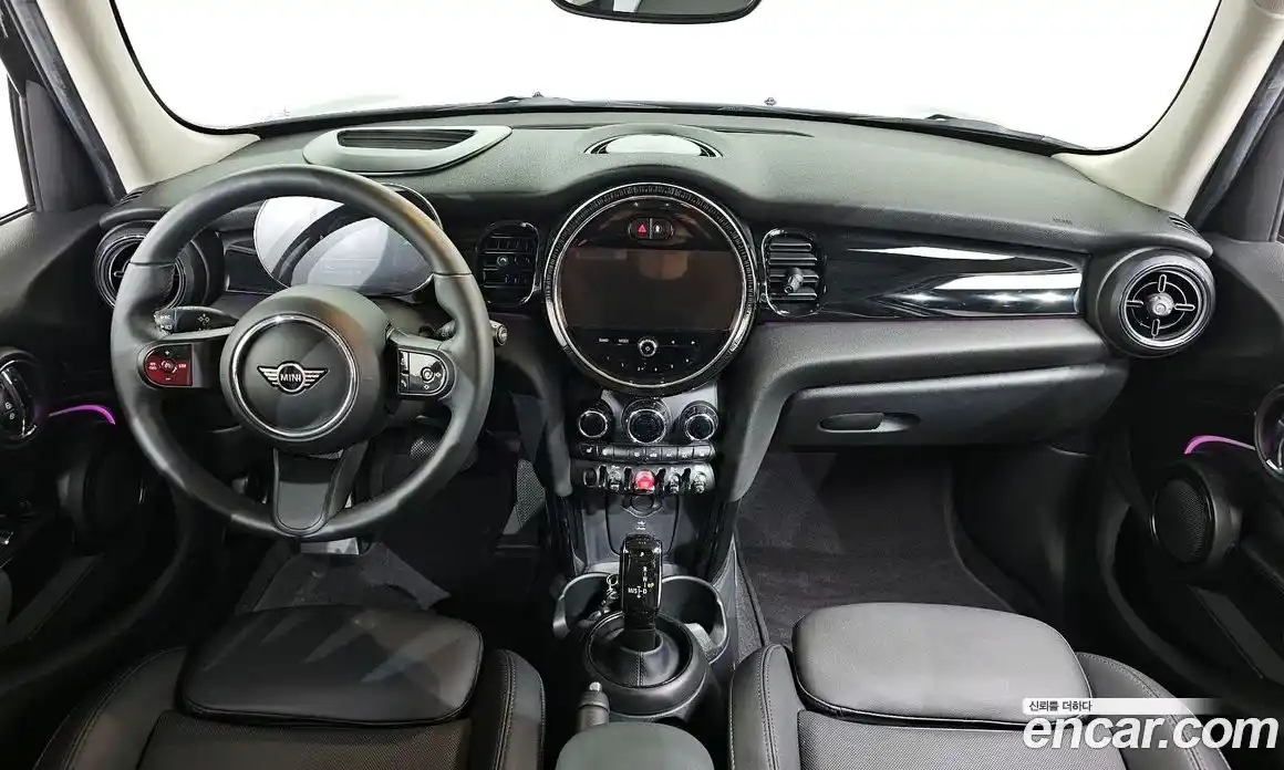 Mini Cooper 2023 1.5 Автомат в Москве № 222352, фото 7