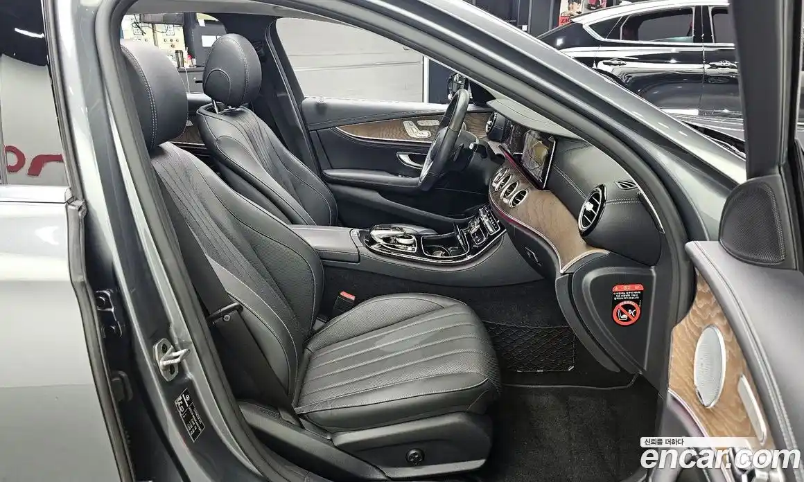 Mercedes-Benz E-Class 2019 2.0 Автомат в Москве № 224647, фото 8